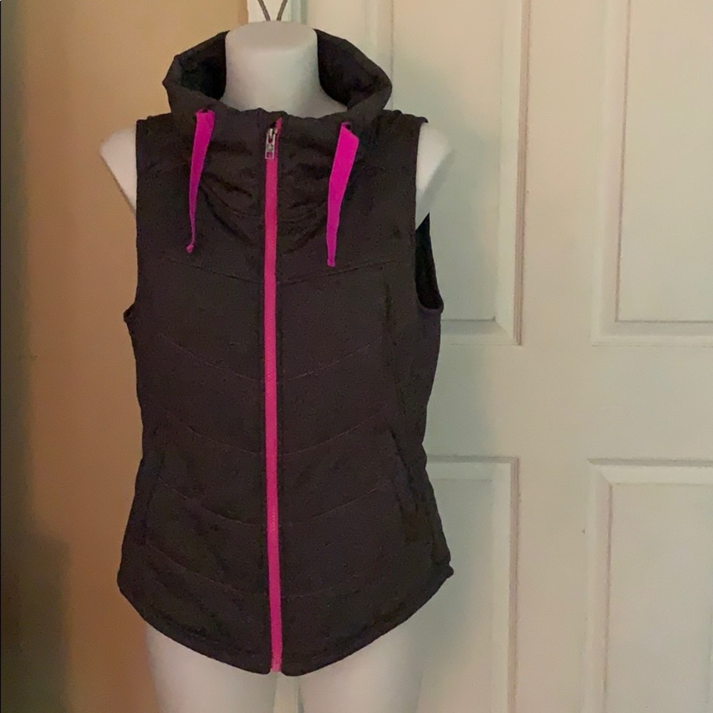 Women’s M Northface vest